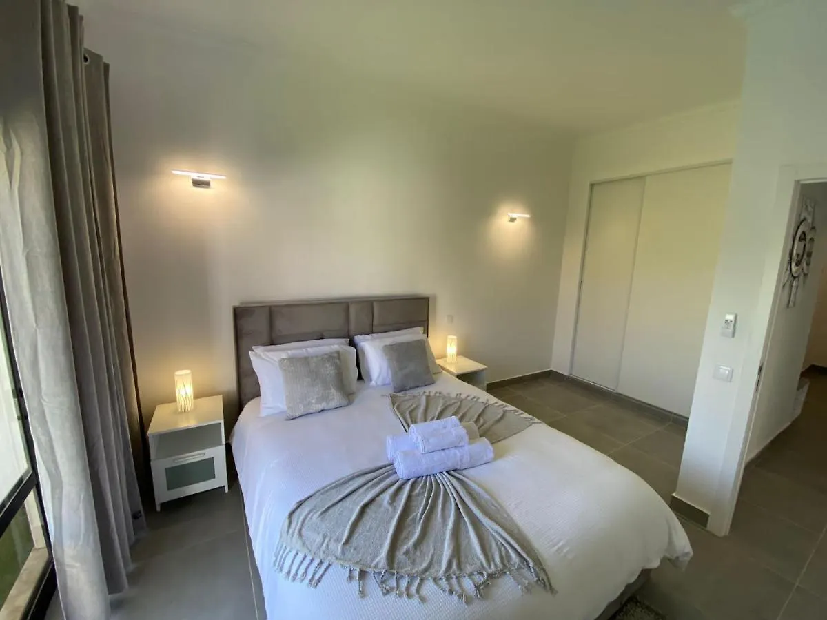 Casa Com Terraco E Piscina Sagres Apartment